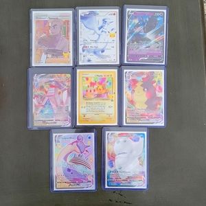 Lot of 8 pokemon cards